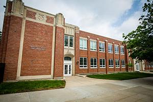 everett-w.-brown-education-hall-spring2022-br005.jpg